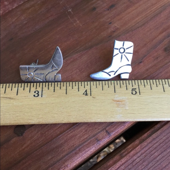 Vintage Cowgirl Boot earrings - 925 Mexico Silver - Picture 4 of 4